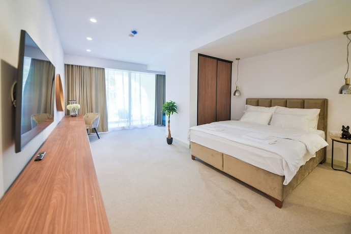 Imagen general del Hotel Luxury Riva - Budva. Foto 1