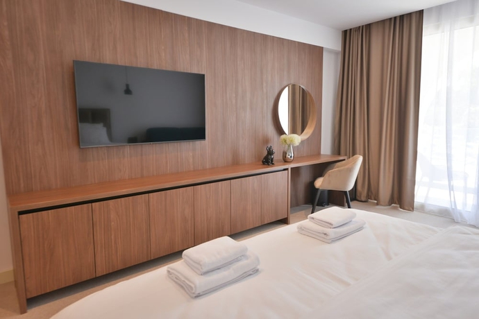 Imagen de la habitación del Hotel Luxury Riva - Budva. Foto 9
