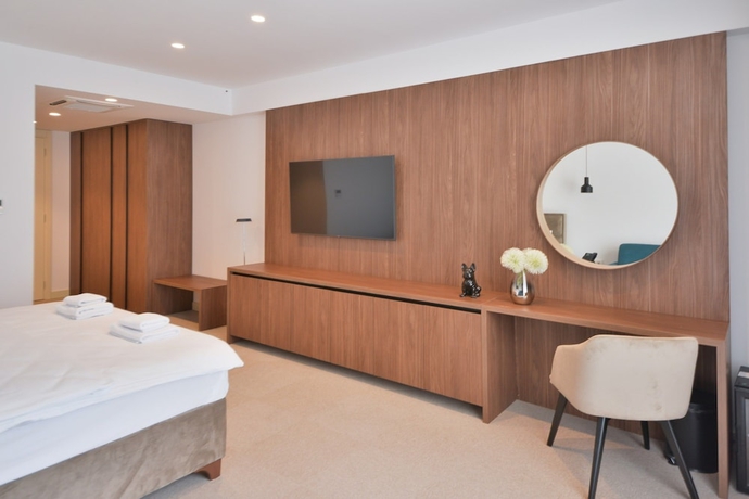 Imagen de la habitación del Hotel Luxury Riva - Budva. Foto 12