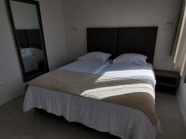 Imagen de la habitación del Hotel Luxury Rooms Pino. Foto 15