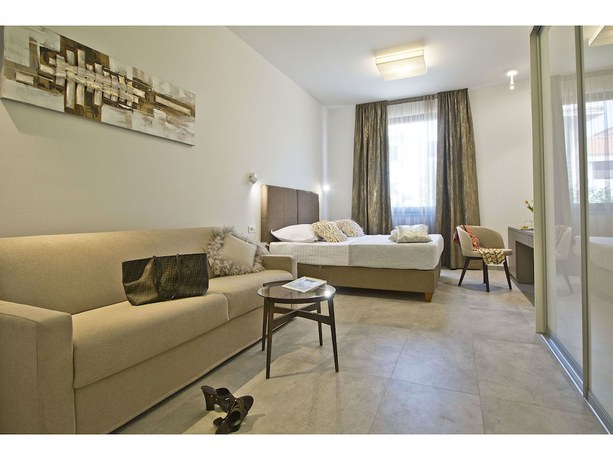 Imagen de la habitación del Hotel Luxury Rooms Pino. Foto 16