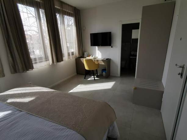 Imagen de la habitación del Hotel Luxury Rooms Pino. Foto 18