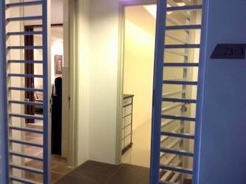 Imagen general del Hotel Luxury Service Suite At Taragon Kl. Foto 5