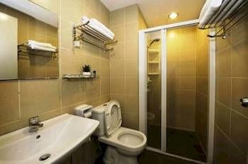 Imagen general del Hotel Luxury Service Suite At Taragon Kl. Foto 8