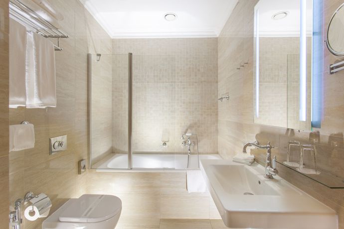 Imagen de la habitación del Hotel Luxury Spa Olympic Palace. Foto 3