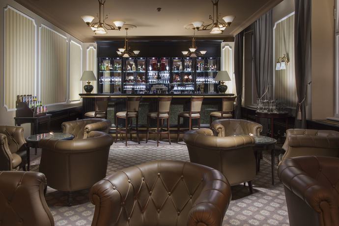 Imagen del bar/restaurante del Hotel Luxury Spa Olympic Palace. Foto 1