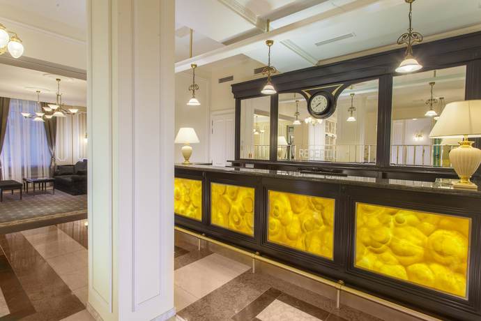 Imagen del bar/restaurante del Hotel Luxury Spa Olympic Palace. Foto 2