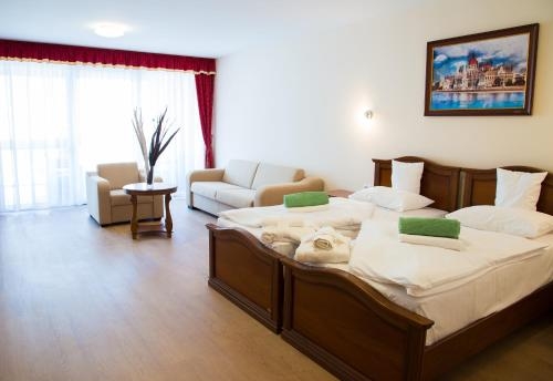 Imagen de la habitación del Hotel Luxury Spa & Conference. Foto 6
