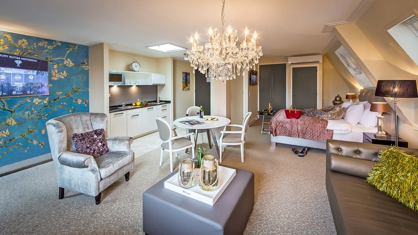 Imagen de la habitación del Hotel Luxury Suites Amsterdam. Foto 13