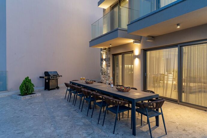 Imagen general del Hotel Luxury Villa Aqua With 2 Private Pools. Foto 7