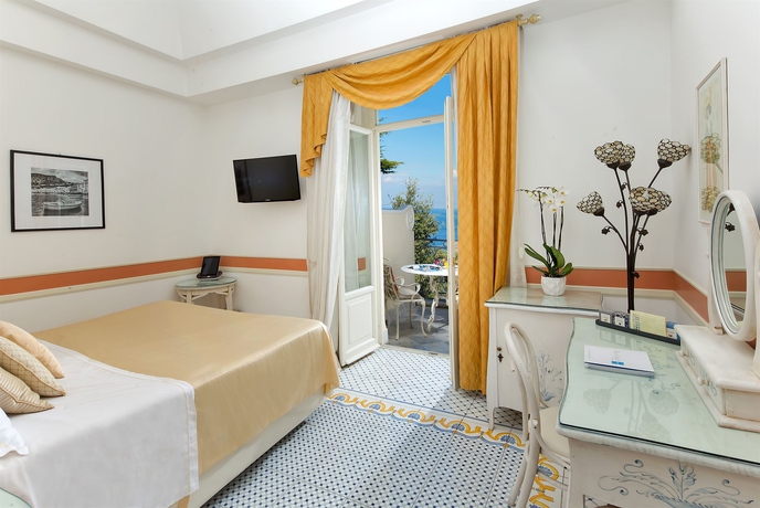 Imagen de la habitación del Hotel Luxury Villa Excelsior Parco. Foto 5