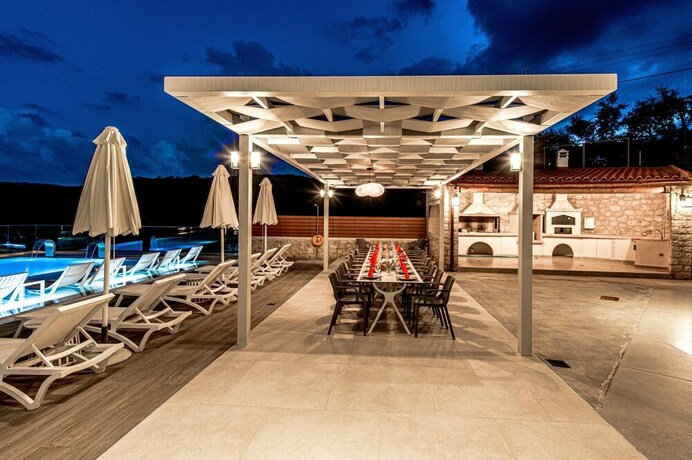 Imagen general del Hotel Luxury Villa Oasis 11 Bedrooms Private Heated Po. Foto 17