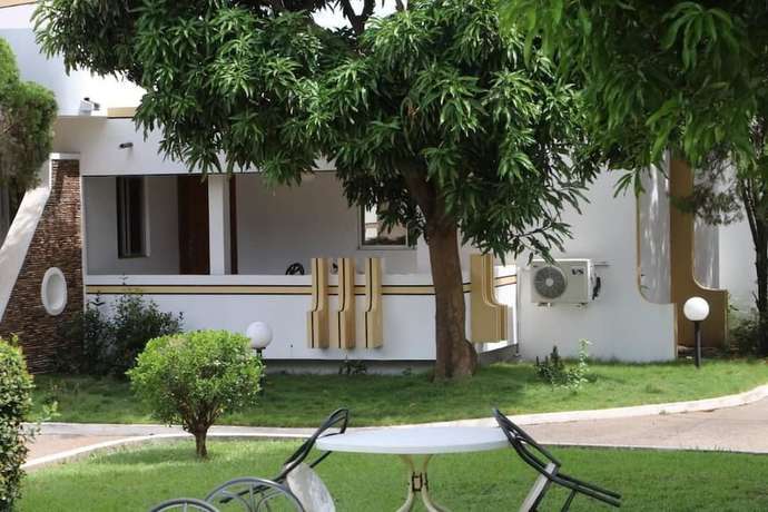 Imagen general del Hotel Luxury West. Foto 3