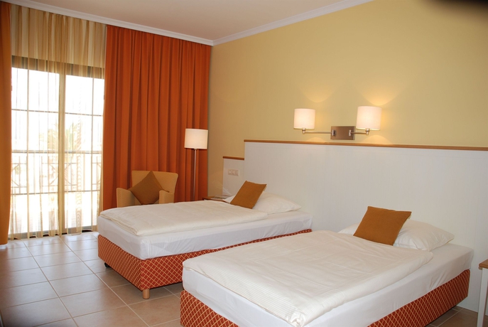 Imagen de la habitación del Hotel Luz Del Mar. Foto 6