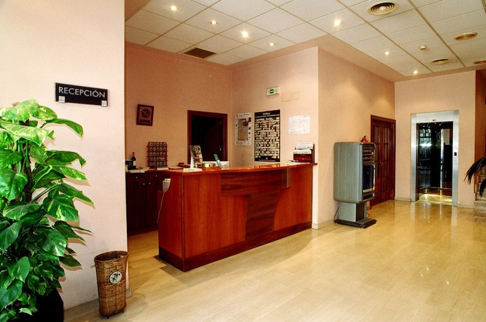 Imagen de los interiores del Hotel Luz. Foto 18