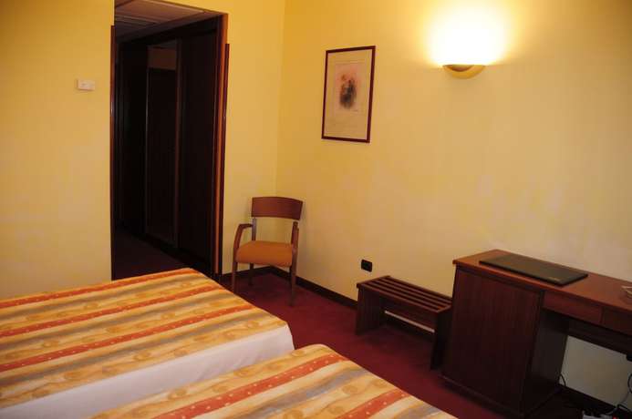Imagen de la habitación del Hotel Luz. Foto 8