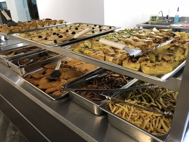 Imagen del bar/restaurante del Hotel Luz Y Fuerza Mar Del Plata. Foto 7