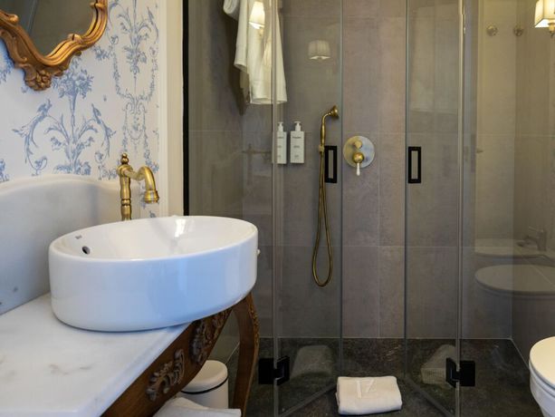 Imagen de la habitación del Hotel Luze Boutique San Sebastián. Foto 26