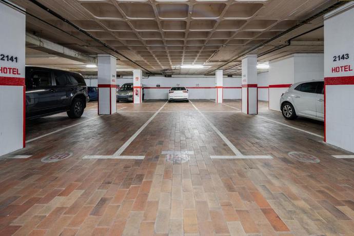 Imagen general del Hotel Luze Castellana. Foto 12