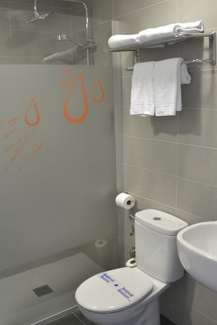 Imagen de la habitación del Hotel Luze El Villa. Foto 18