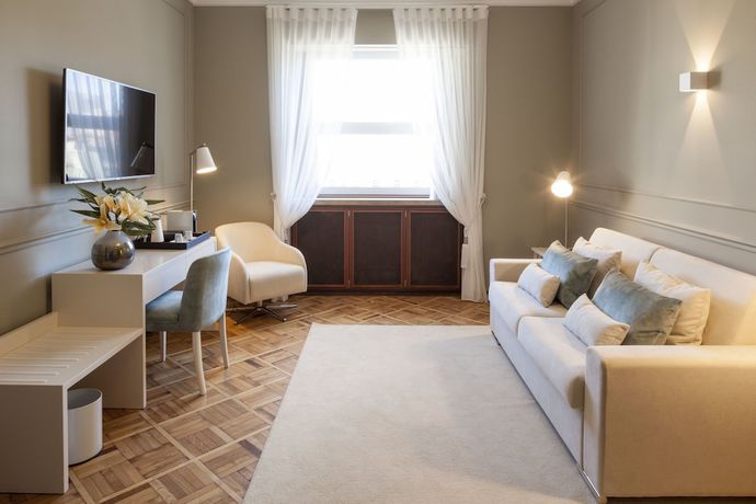 Imagen de la habitación del Hotel Luzeiros Suites. Foto 16