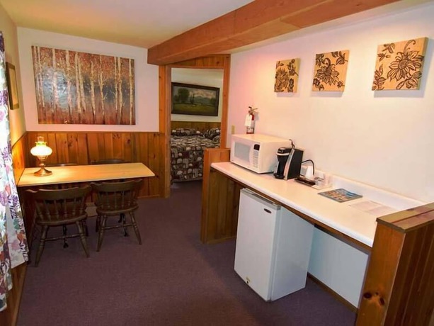 Imagen de la habitación del Hotel Luzerne Court Motel. Foto 3