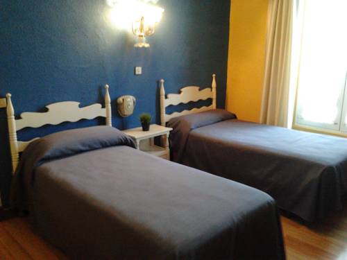 Imagen de la habitación del Hotel Luzon. Foto 9