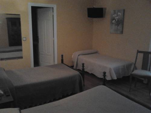 Imagen de la habitación del Hotel Luzon. Foto 11