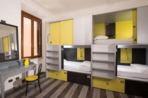 Imagen de la habitación del Hotel Luzzatti. Foto 7