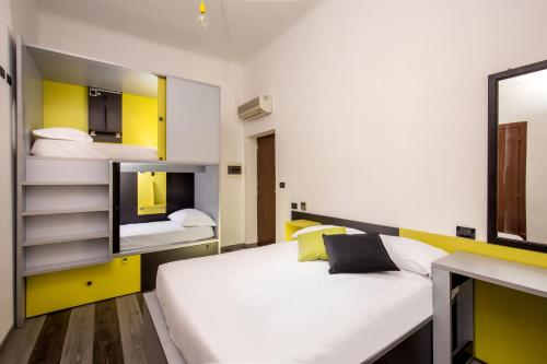 Imagen de la habitación del Hotel Luzzatti. Foto 8