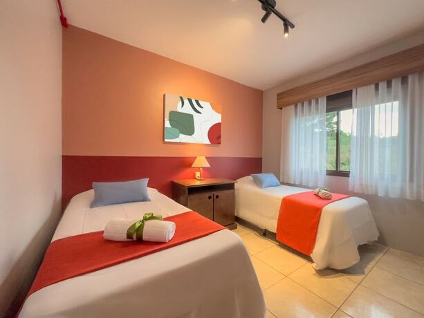 Imagen de la habitación del Hotel Luzzy. Foto 13