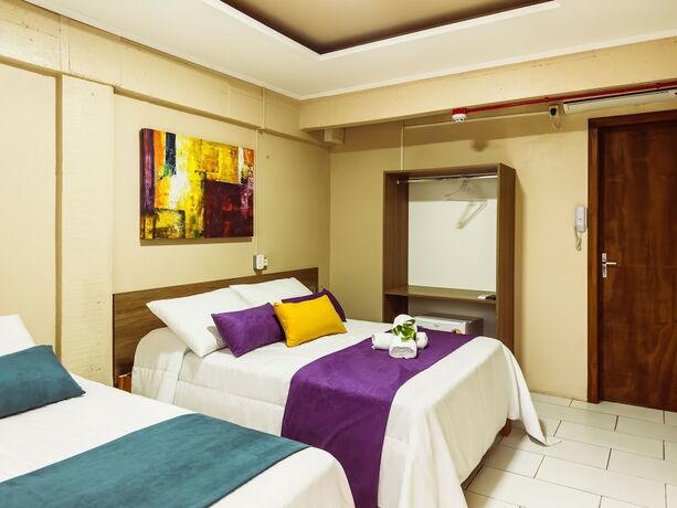 Imagen de la habitación del Hotel Luzzy. Foto 20