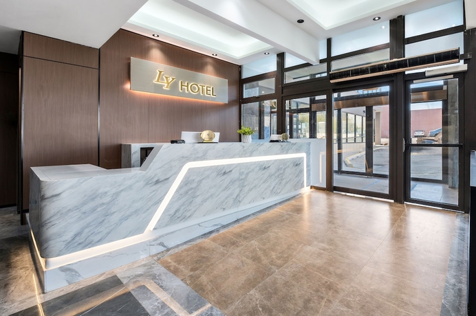 Imagen de los interiores del Hotel Ly New York. Foto 16