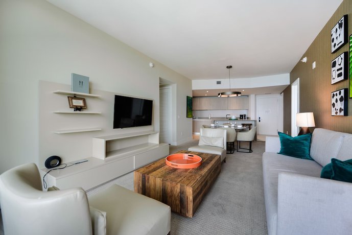 Imagen de la habitación del Hotel Lyfe Condo - Stay by the Beach - We Host. Foto 6