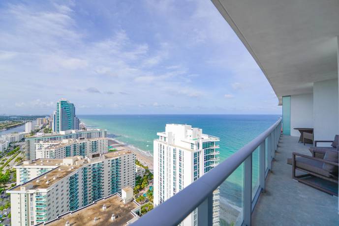 Imagen de la habitación del Hotel Lyfe Condo - Stay by the Beach - We Host. Foto 18