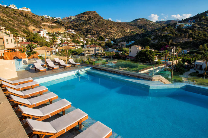 Imagen de la piscina del Hotel Lygaria Beach. Foto 13