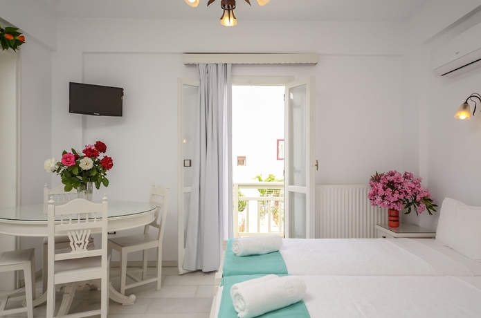 Imagen de la habitación del Hotel Lygdamis. Foto 13