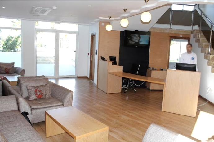 Imagen de los interiores del Hotel Lyla Confort. Foto 16