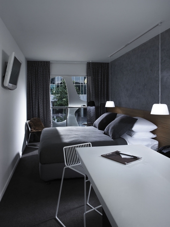 Imagen de la habitación del Hotel Lylo Brisbane. Foto 6