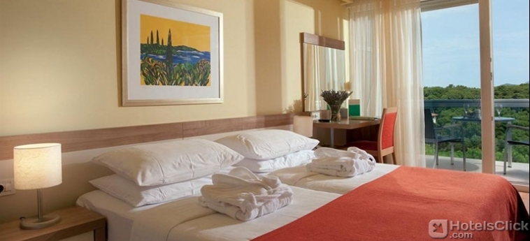 Imagen de la habitación del Hotel Lyly-Hostel. Foto 6