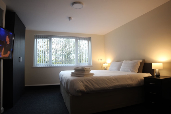 Imagen de la habitación del Hotel Lymedale Suites. Foto 6