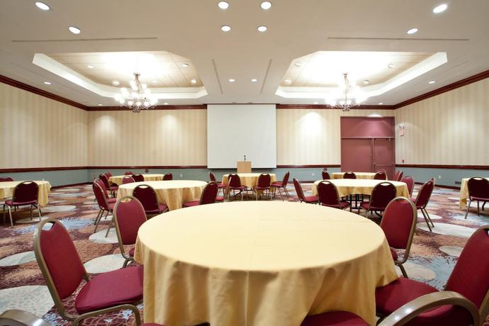 Imagen de los interiores del Hotel Lynchburg Grand Hotel. Foto 9