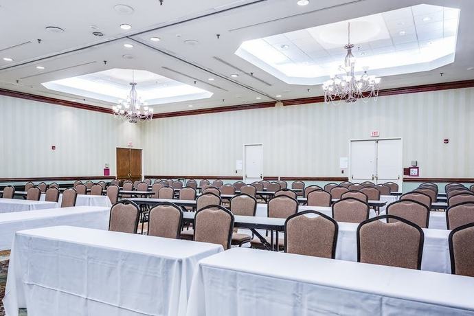 Imagen de los interiores del Hotel Lynchburg Grand Hotel. Foto 19
