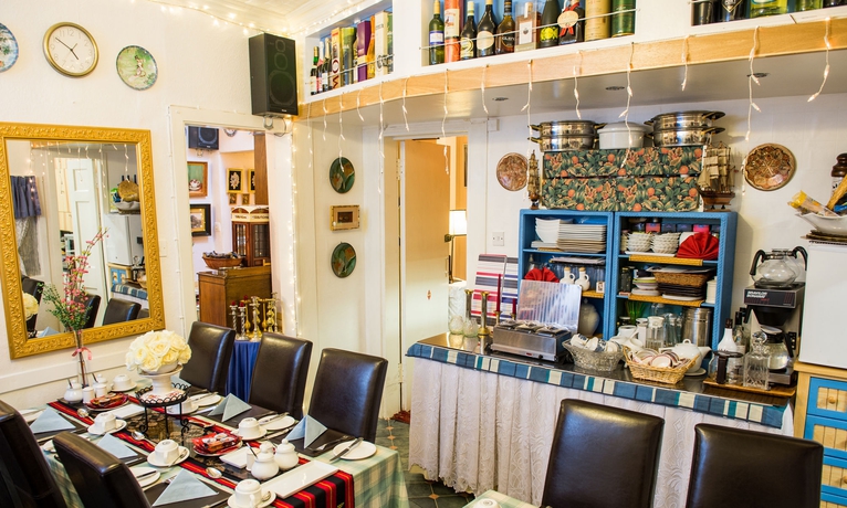 Imagen del bar/restaurante del Hotel Lyncliff. Foto 10
