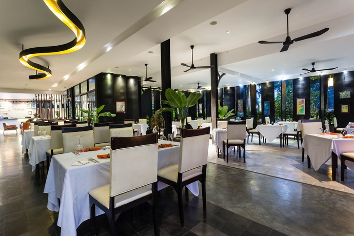 Imagen del bar/restaurante del Hotel Lynnaya Urban River Resort. Foto 3