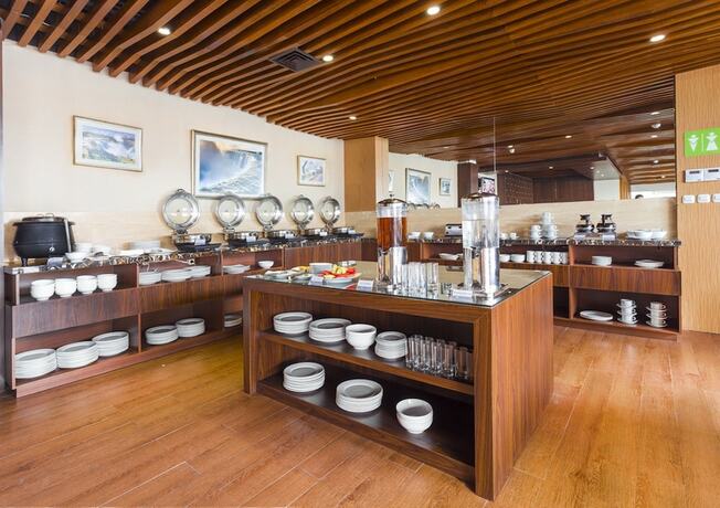 Imagen del bar/restaurante del Hotel Lynt Jakarta. Foto 14