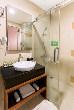 Imagen general del Hotel Lynt Jakarta. Foto 11
