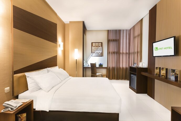 Imagen de la habitación del Hotel Lynt Jakarta. Foto 16
