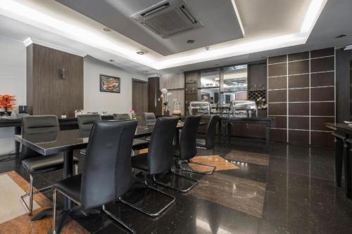 Imagen general del Hotel Lynt Makassar. Foto 4