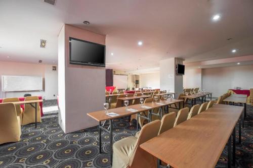 Imagen general del Hotel Lynt Makassar. Foto 6